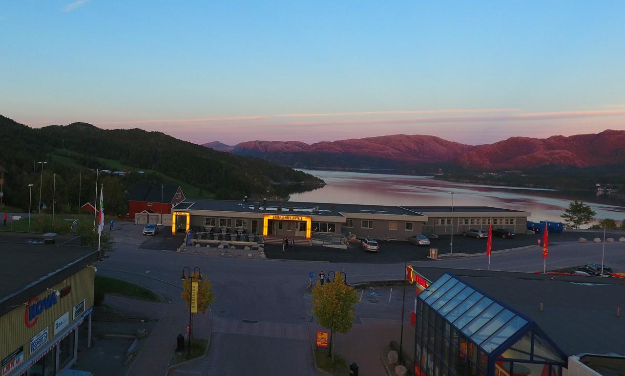 Bakkalandet Hotel Kolvereid Extérieur photo